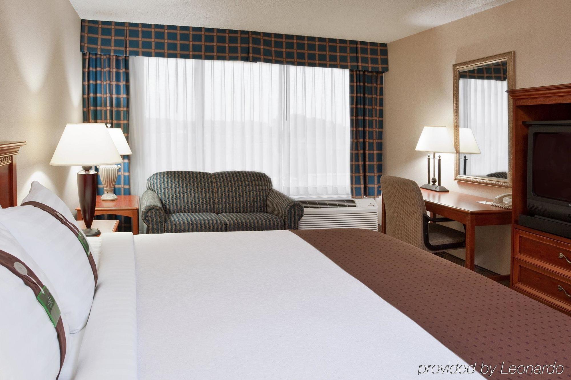 Four Points By Sheraton Cleveland Airport Εξωτερικό φωτογραφία