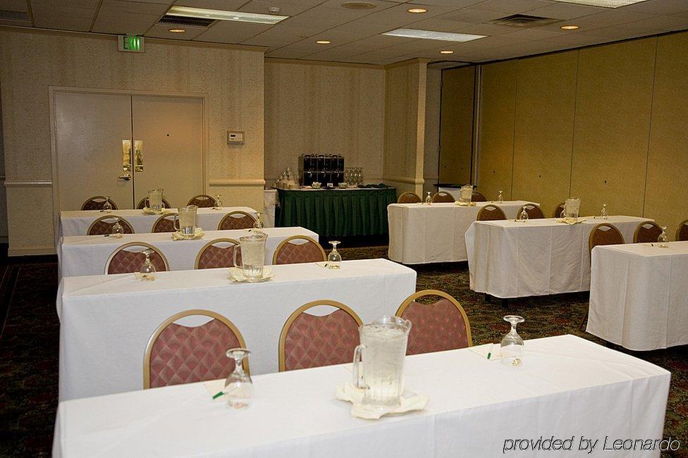 Four Points By Sheraton Cleveland Airport Εξωτερικό φωτογραφία