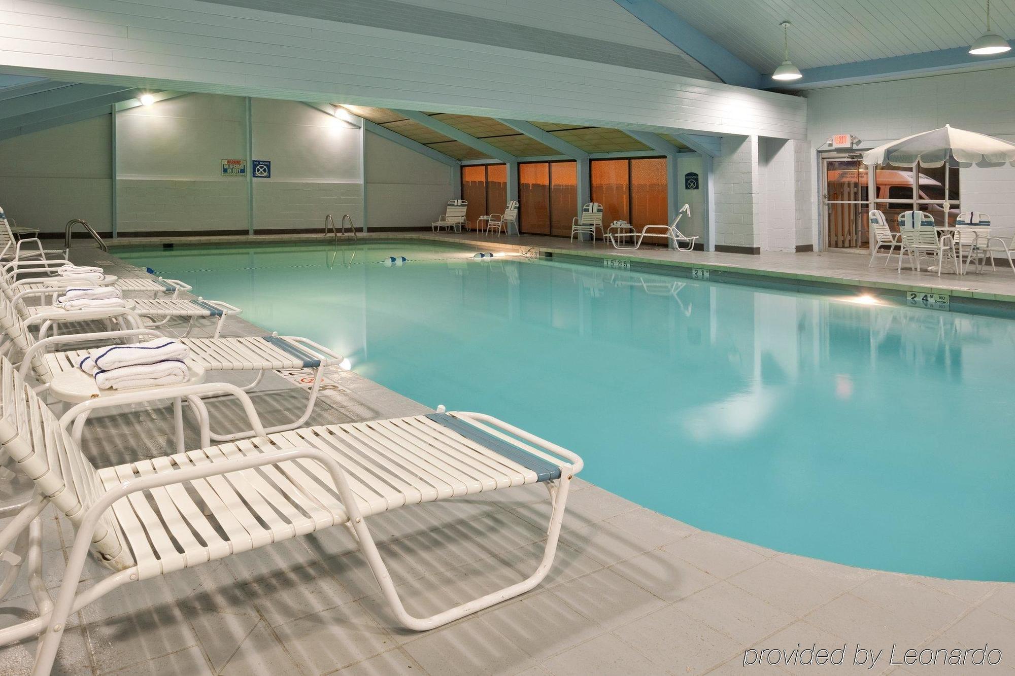 Four Points By Sheraton Cleveland Airport Εξωτερικό φωτογραφία
